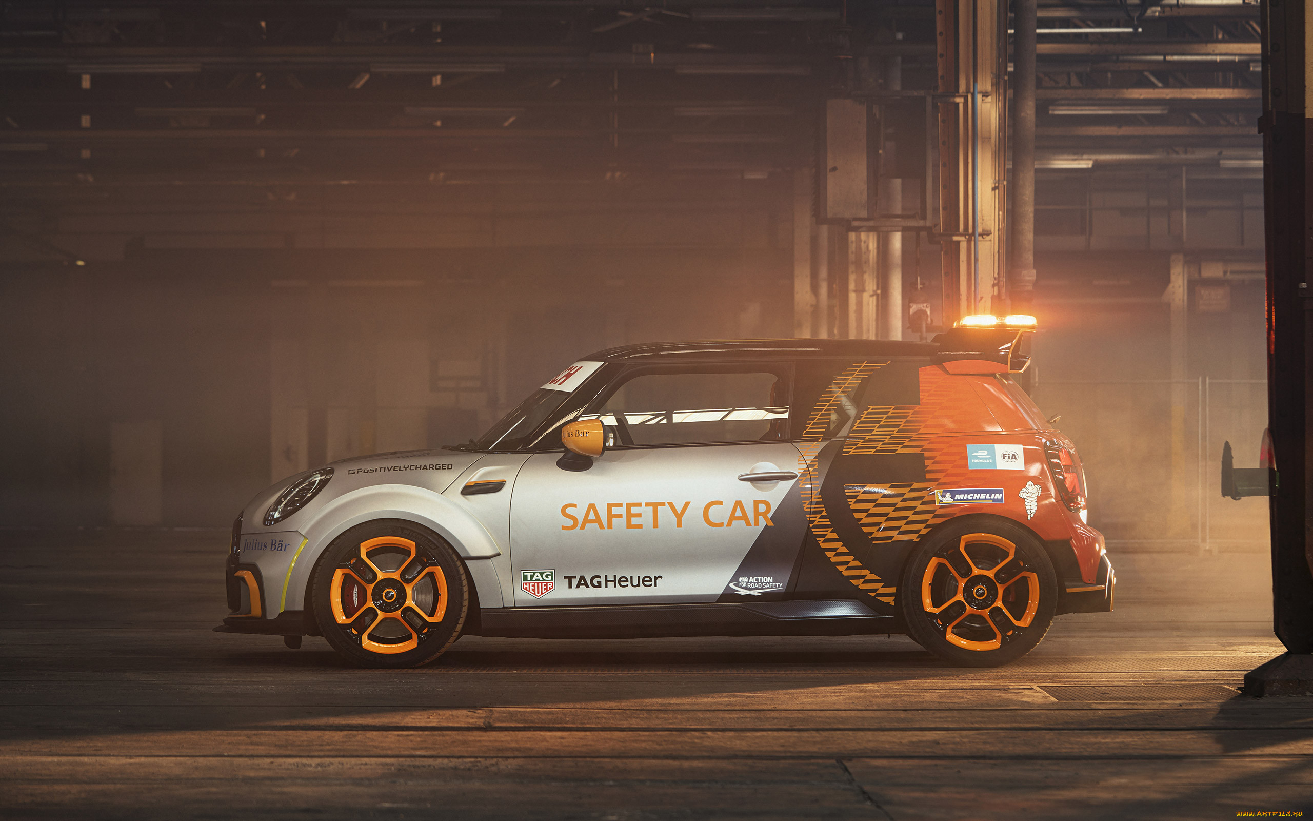 , mini, 2021, electric, pacesetter, , , , , , , 